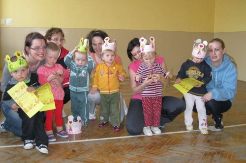 Poslední hodina a vysvědčení v Hravém cvičení pro nejmenší děti a rodiče - 27.3.2012