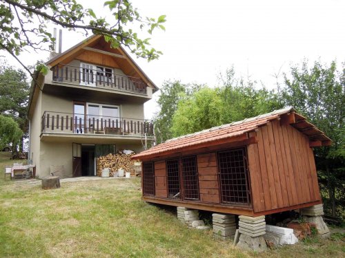 Prohlídka zrekonstruované myslivecké chaty v Lipinách - 21.06.2014