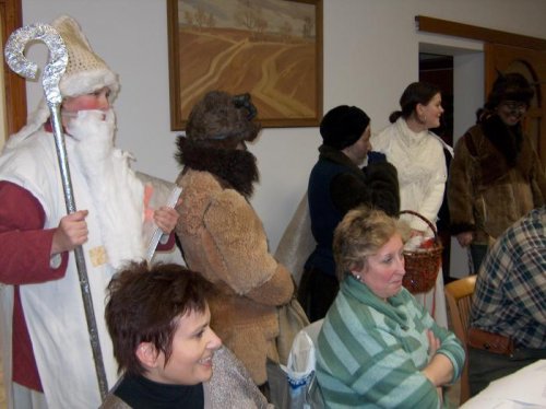 Mikuláš a mikulášská beseda u cimbálu - 6.12.2003