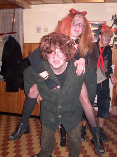 Mikuláš a mikulášská beseda u cimbálu - 6.12.2003