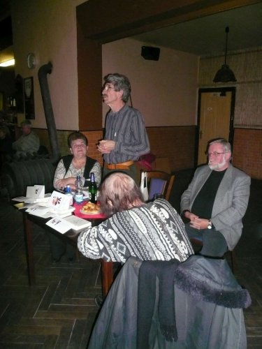 Beseda s autogramiádou - Slovník nářečí Mikroregionu Dolní Poolšaví - 11.11.2011