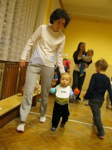Hravé cvičení pro nejmenší děti a rodiče - 10.1.2012