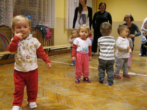 Hravé cvičení pro nejmenší děti a rodiče - 10.1.2012