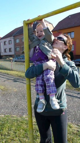 Pletení velikonočních pomlázek - 25.3.2012