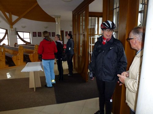 Na kole vinohrady - zastávka v Podolí - 21.4.2012