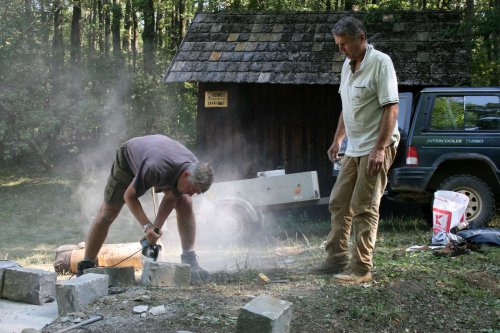 Stavba kaple sv. Huberta - Myslivecké sdružení Boří Míkovice - Podolí - 18.9.2012