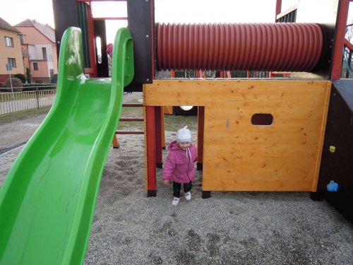 Nové hřiště na Záhumní - 11.4.2013