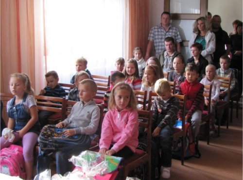 První školní den prváčků ve škole v Popovicích - 7.9.2013