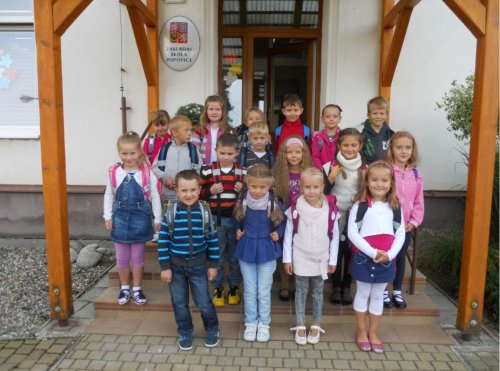 První školní den prváčků ve škole v Popovicích - 7.9.2013