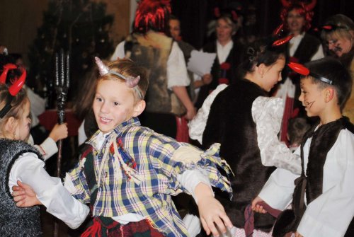 Mikulášská beseda u cimbálu - 7.12.2013