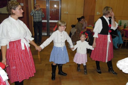 Mikulášská beseda u cimbálu - 7.12.2013