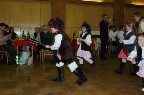 Mikulášská beseda u cimbálu - 7.12.2013