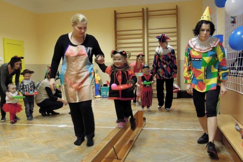 Karnevalové hravé cvičení pro děti a rodiče - 11.2.2014