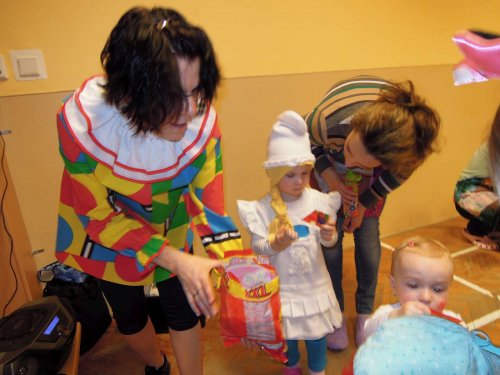 Karnevalové hravé cvičení pro děti a rodiče - 11.2.2014