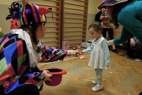 Karnevalové hravé cvičení pro děti a rodiče - 11.2.2014