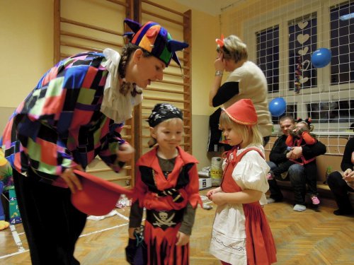 Karnevalové hravé cvičení pro děti a rodiče - 11.2.2014