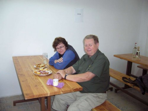 Prohlídka zrekonstruované myslivecké chaty v Lipinách - 21.6.2014