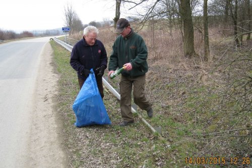 Úklid obce a přilehlého okolí - 14.3.2015