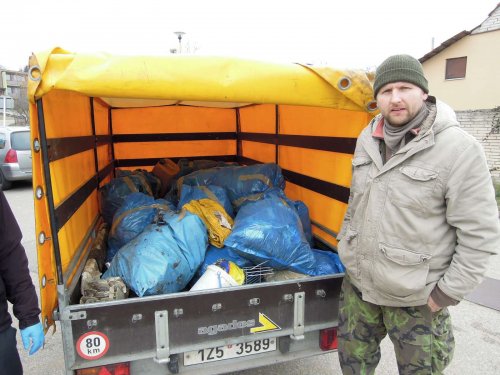 Úklid obce a přilehlého okolí - 14.3.2015