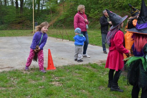 Pálení čarodějnic a stavění máje - 30.4.2015