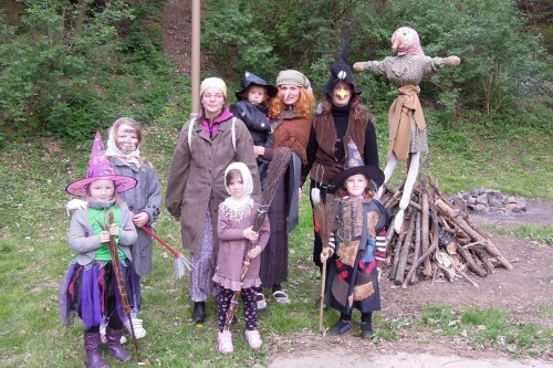 Pálení čarodějnic a stavění máje - 30.4.2015