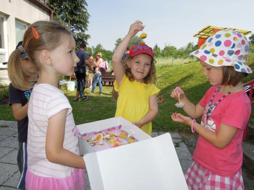 Zahradní slavnost v MŠ a pasování přešdškoláků na školáky - 9.6.2015