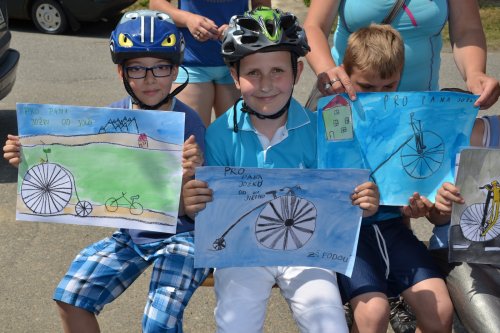 Charitativní peloton Na kole dětem Josefa Zimovčáka - 11.6.2015