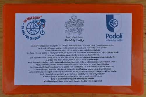 Charitativní peloton Na kole dětem Josefa Zimovčáka - 11.6.2015