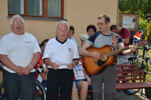 Charitativní peloton Na kole dětem Josefa Zimovčáka - 11.6.2015