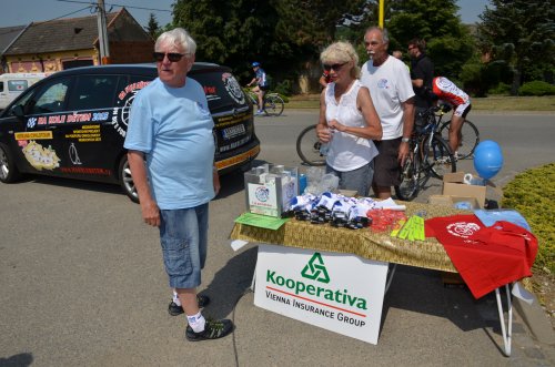 Charitativní peloton Na kole dětem Josefa Zimovčáka - 11.6.2015