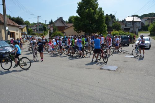 Charitativní peloton Na kole dětem Josefa Zimovčáka - 11.6.2015