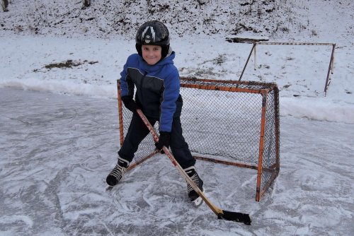 Bruslení na hřišti ve Žlebě - 22.1.2016