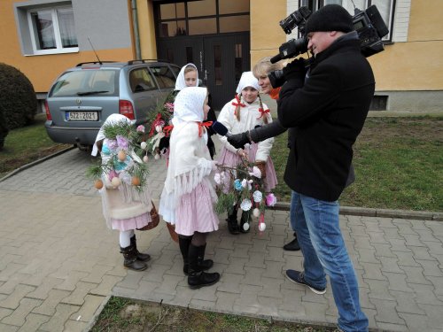 Královničky - nosení létečka v Podolí - 13.3.2016