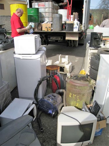 Svoz nebezpečného odpadu - 4.4.2016