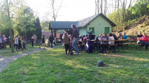 Pálení čarodějnic a stavění máje - 30.4.2016