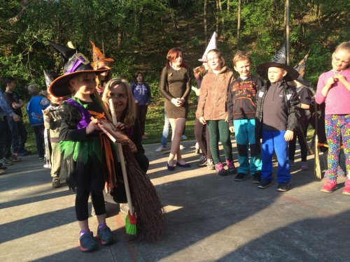 Pálení čarodějnic a stavění máje - 30.4.2016