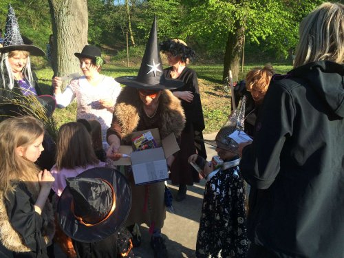 Pálení čarodějnic a stavění máje - 30.4.2016