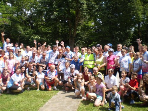 Charitativní cyklotour Josefa Zimovčáka Na kole dětem - 4.6.2016