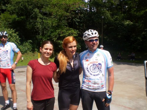 Charitativní cyklotour Josefa Zimovčáka Na kole dětem - 4.6.2016