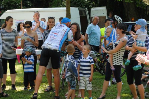 Charitativní cyklotour Josefa Zimovčáka Na kole dětem - 4.6.2016