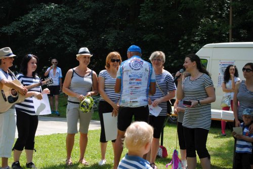 Charitativní cyklotour Josefa Zimovčáka Na kole dětem - 4.6.2016