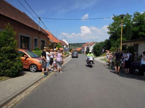 Charitativní cyklotour Josefa Zimovčáka Na kole dětem - 4.6.2016