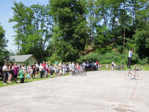 Charitativní cyklotour Josefa Zimovčáka Na kole dětem - 4.6.2016