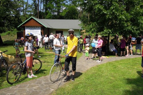 Charitativní cyklotour Josefa Zimovčáka Na kole dětem - 4.6.2016