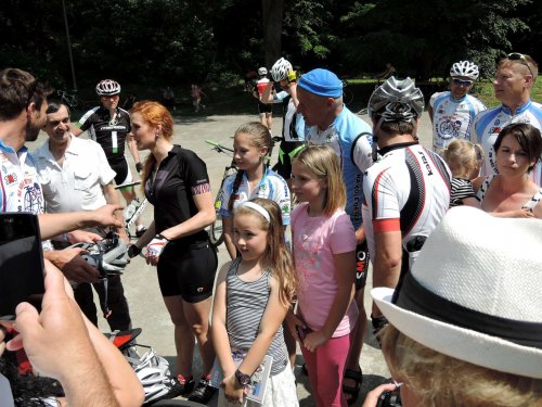 Charitativní cyklotour Josefa Zimovčáka Na kole dětem - 4.6.2016