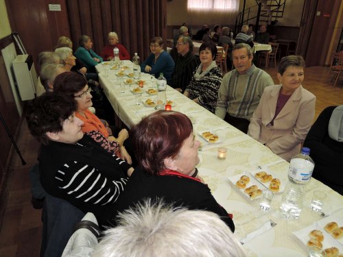 Soubor /2016-12-10-beseda-duchodci-20.jpg