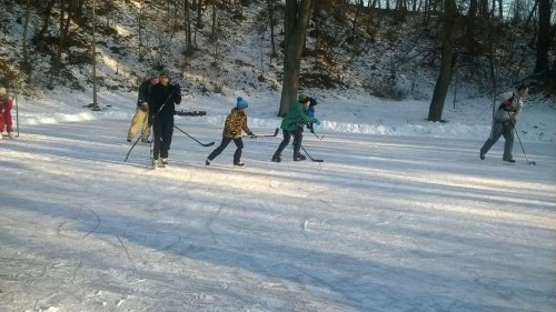 Bruslení na hřišti ve Žlebě - 22.1.2017