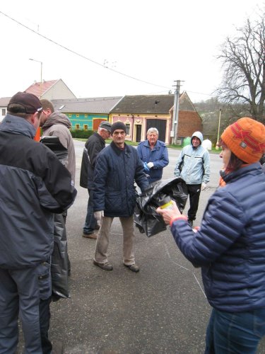 Den Země - úklid obce - 7.4.2017