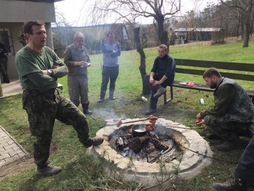 Výsadba dubů - 7.4.2018