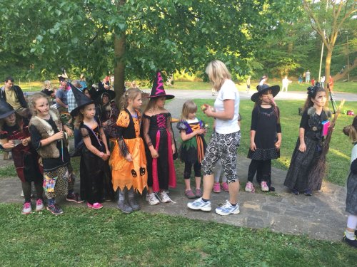 Stavjání mája a pálení čarodějnic - 30.4.2018